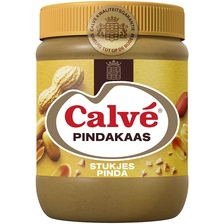 Calve Pindakaas met Stukjes Pinda