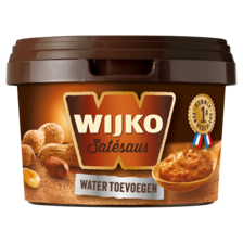 Wijko Satesaus geconcentreerd