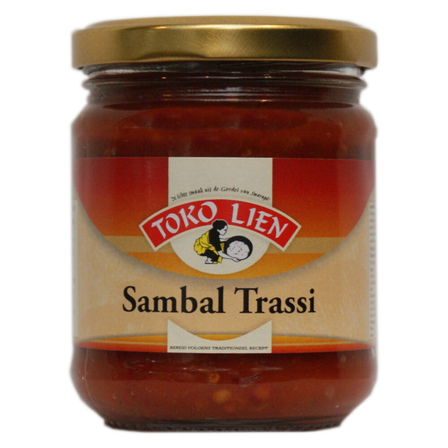 Toko Lien sambal trassi