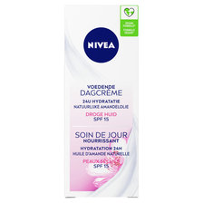 Nivea Essentials Dagcrème +24h Voedend SPF15 50 ml