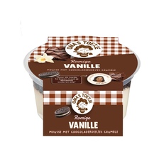 Oma's Vanillemousse met chocoladekoekjescrumble